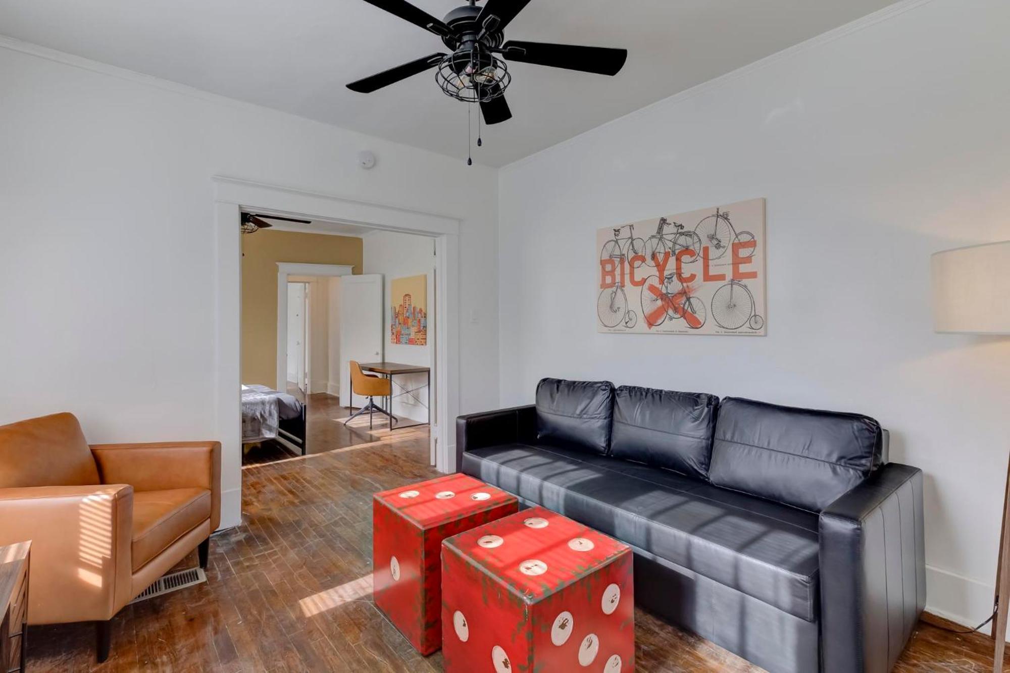 Charming Cooper-Young Flat In The Heart Of Memphis Exterior photo